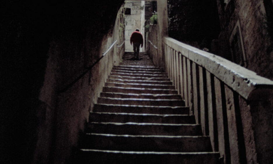 Svijet je otišao, moram te nositi - neprekinuti pogled u filmovima Kuća na pijesku i Sigurno mjesto